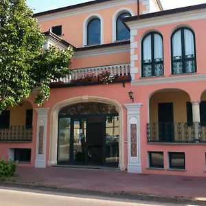 Aparthotel Marina Palace